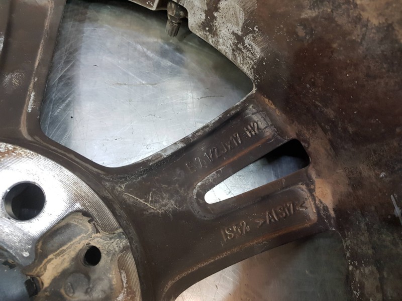 Recambio de juego llantas para bmw x1 (f48) sdrive referencia OEM IAM 36106866673 6856064 6866673