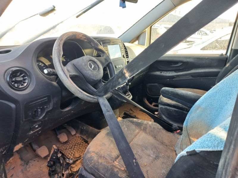 mercedes vito mixta 639 del año 2022