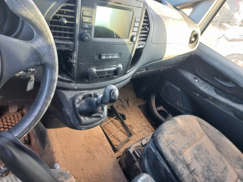 mercedes vito mixta 639 del año 2022
