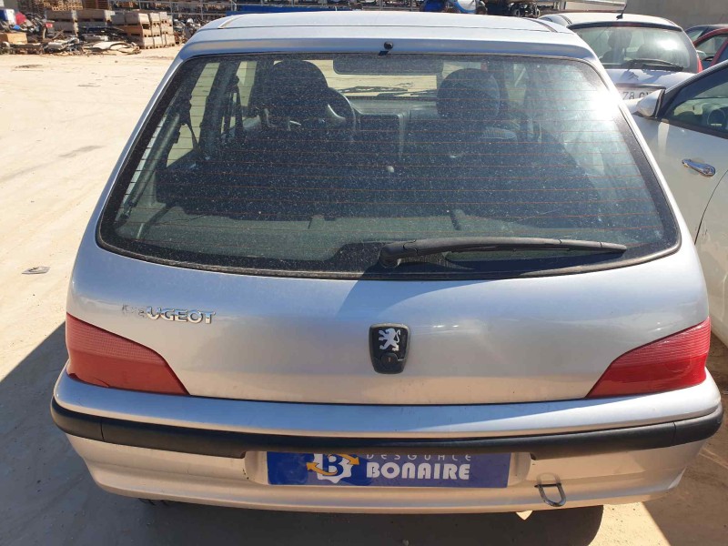 peugeot 106 (s2) del año 2002