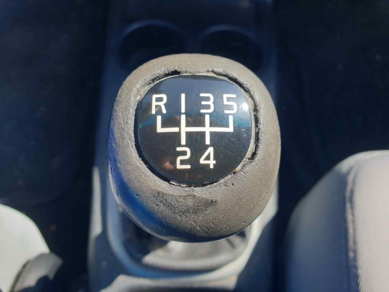 mitsubishi space star (dg0) del año 2003