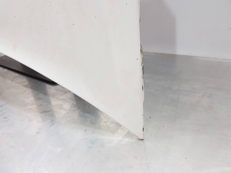 Recambio de capot para mercedes vito caja cerrada 6.03  furgon referencia OEM IAM A6397500502  