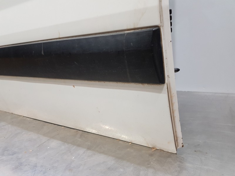 Recambio de porton lateral derecho para citroen jumpy combi referencia OEM IAM 9008Q4  