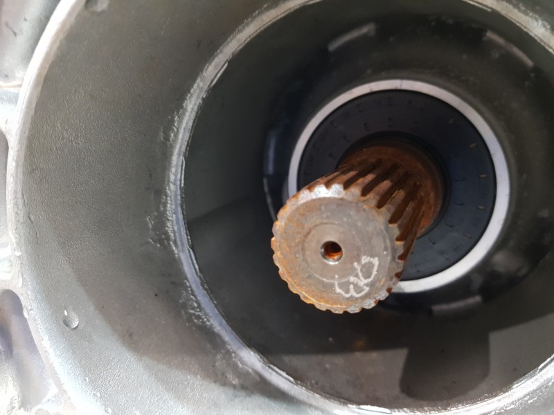 Recambio de caja cambios para jeep gr. cherokee iv 4x4 referencia OEM IAM RL284303AC P68284303AD 