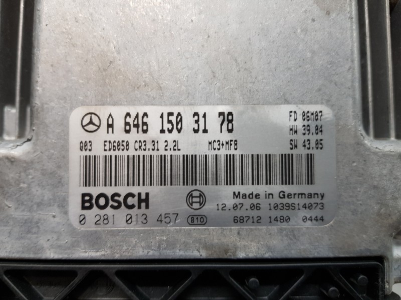Recambio de centralita motor uce para mercedes vito caja cerrada 6.03  furgon referencia OEM IAM A6461503178 0281013457 