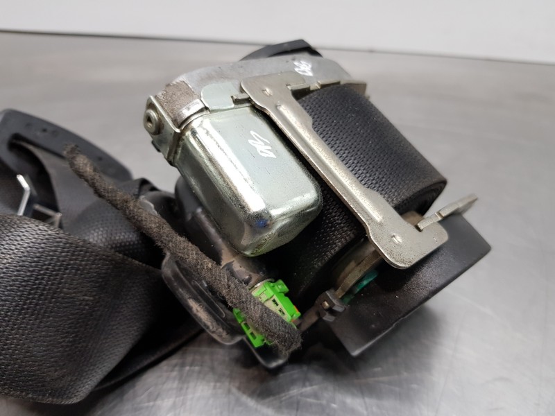 Recambio de cinturon seguridad delantero derecho para mercedes vito caja cerrada 6.03  furgon referencia OEM IAM A63986038859A86