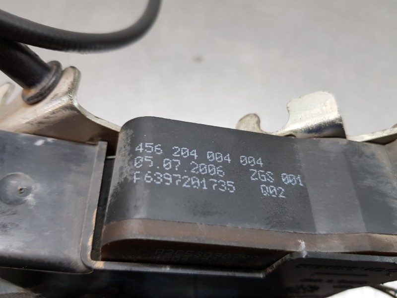 Recambio de cerradura puerta delantera derecha para mercedes vito caja cerrada 6.03  furgon referencia OEM IAM A6397201735  