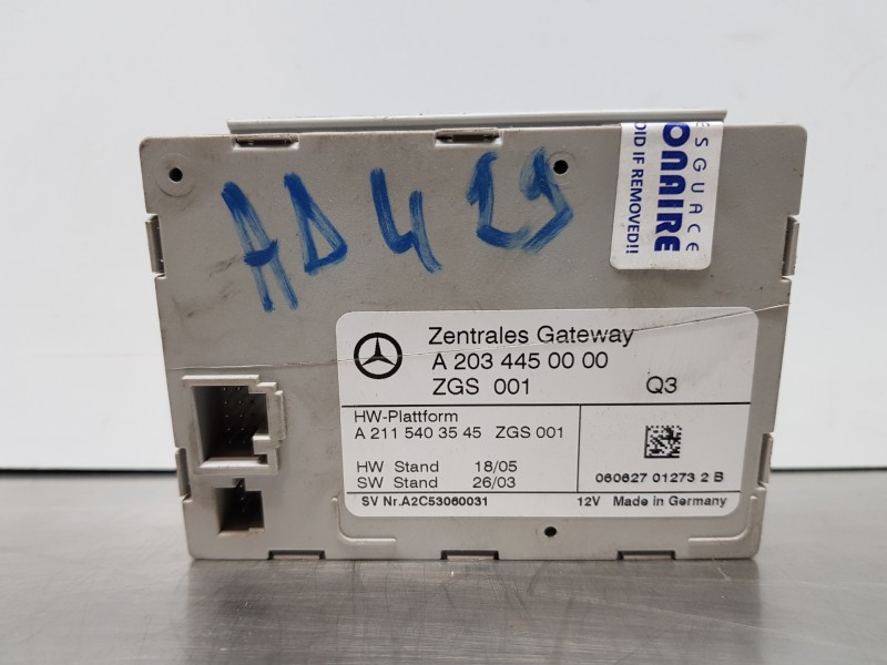 Recambio de modulo electronico para mercedes vito caja cerrada 6.03  furgon referencia OEM IAM A2115403545 A2034450000 