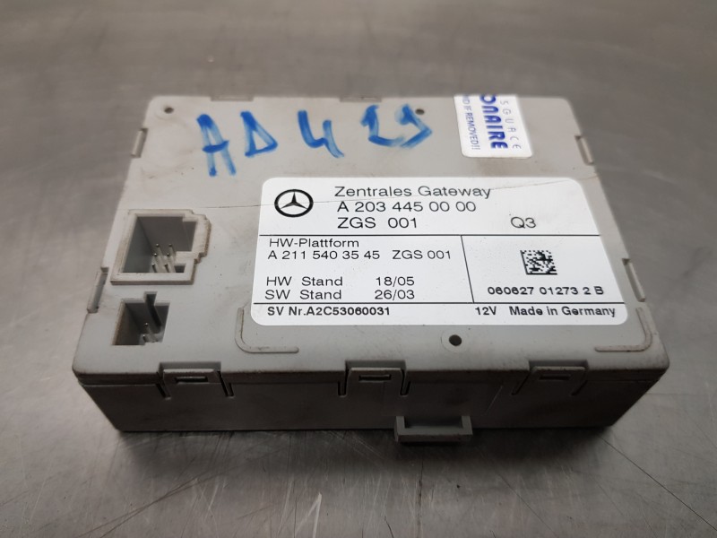 Recambio de modulo electronico para mercedes vito caja cerrada 6.03  furgon referencia OEM IAM A2115403545 A2034450000 