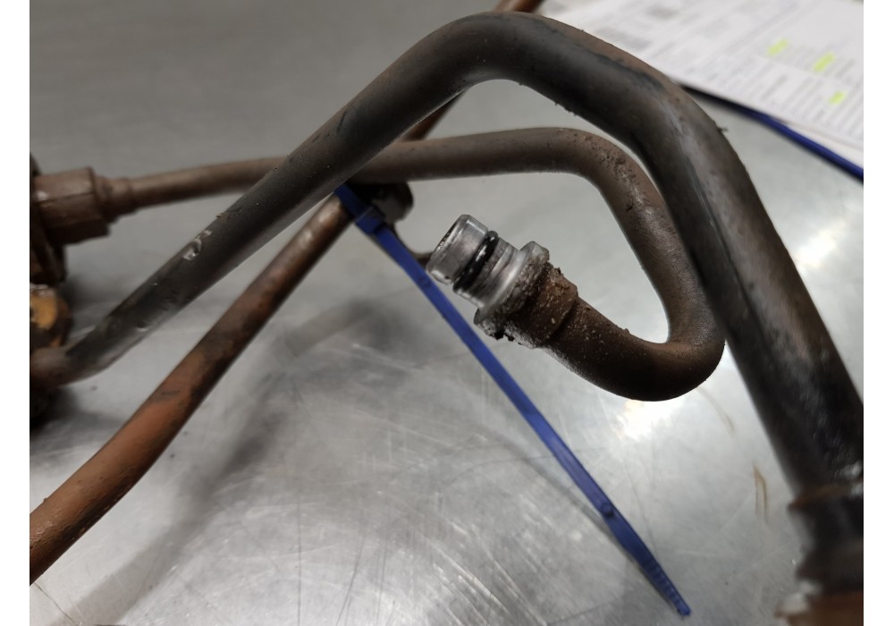 Recambio de tubo presion direccion asistida para mercedes vito caja cerrada 6.03  furgon referencia OEM IAM A6394662924  