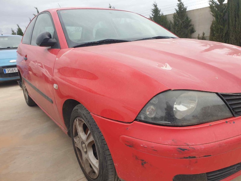 seat ibiza (6l1) del año 2001