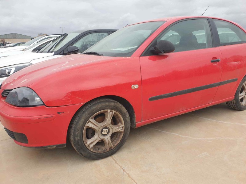 seat ibiza (6l1) del año 2001