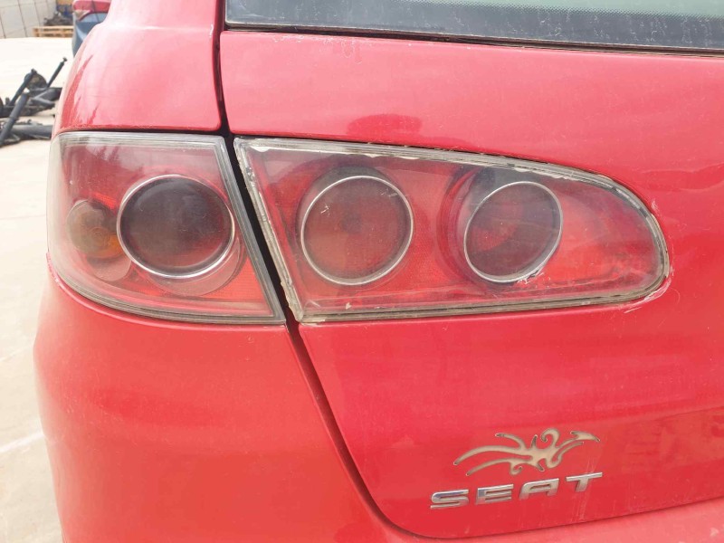 seat ibiza (6l1) del año 2001