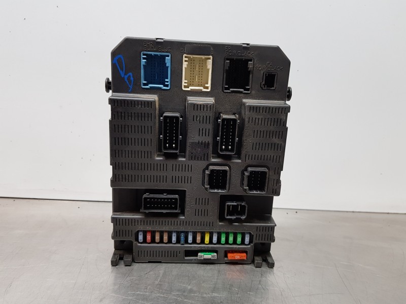 Recambio de caja reles / fusibles para citroen jumpy combi referencia OEM IAM 9659285480 BSIP07 