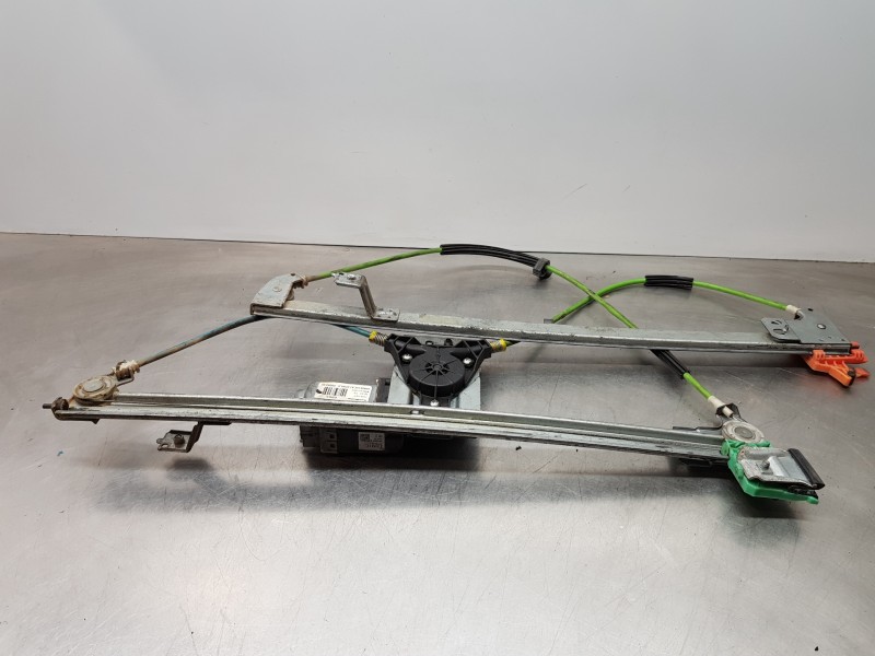 Recambio de elevalunas delantero derecho para citroen jumpy combi referencia OEM IAM 9221HG  