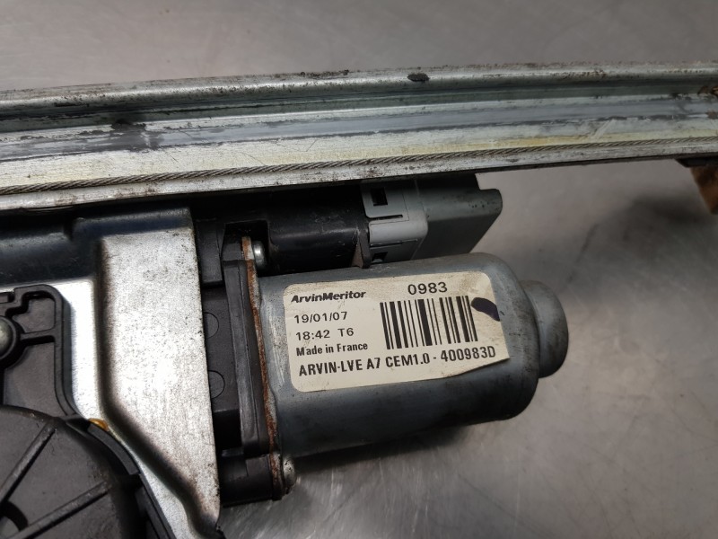 Recambio de elevalunas delantero derecho para citroen jumpy combi referencia OEM IAM 9221HG  