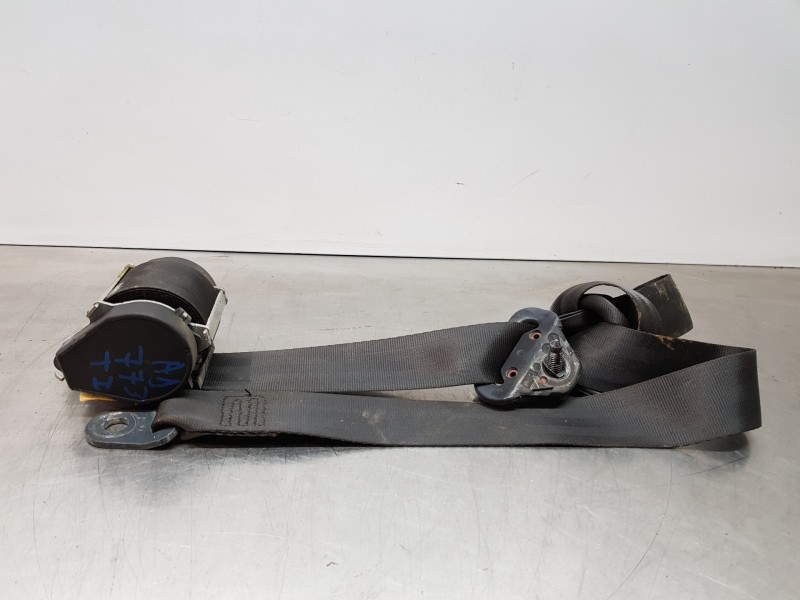Recambio de cinturon seguridad trasero izquierdo para citroen jumpy combi referencia OEM IAM 8975C9 14972580XX 