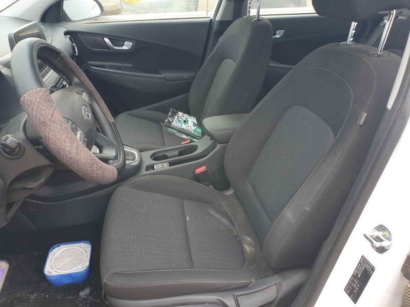 hyundai kona del año 2021