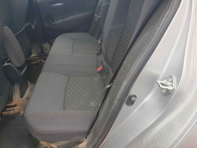 toyota corolla (e21) del año 2023