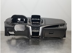 Recambio de salpicadero para opel zafira tourer c referencia OEM IAM 39019629