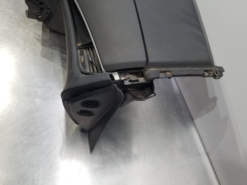 Recambio de salpicadero para opel zafira tourer c referencia OEM IAM 39019629  