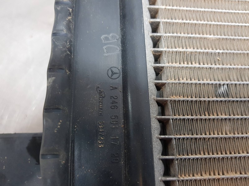 Recambio de condensador / radiador aire acondicionado para mercedes clase gla (w156) 200 d referencia OEM IAM A2465000454  