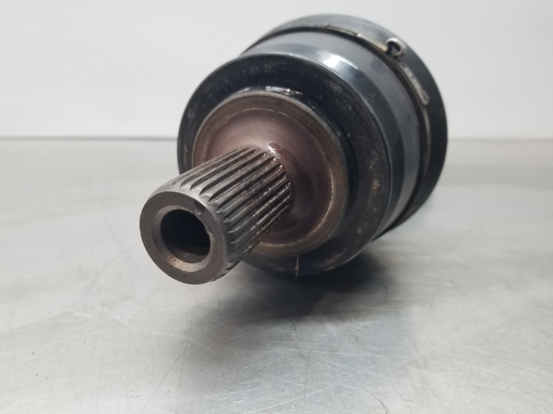 Recambio de transmision delantera izquierda para mercedes clase gla (w156) 200 d referencia OEM IAM A2463301601  