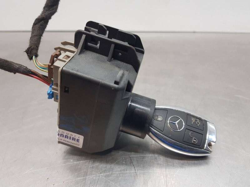 Recambio de conmutador de arranque para mercedes clase gla (w156) 200 d referencia OEM IAM A2469055103  