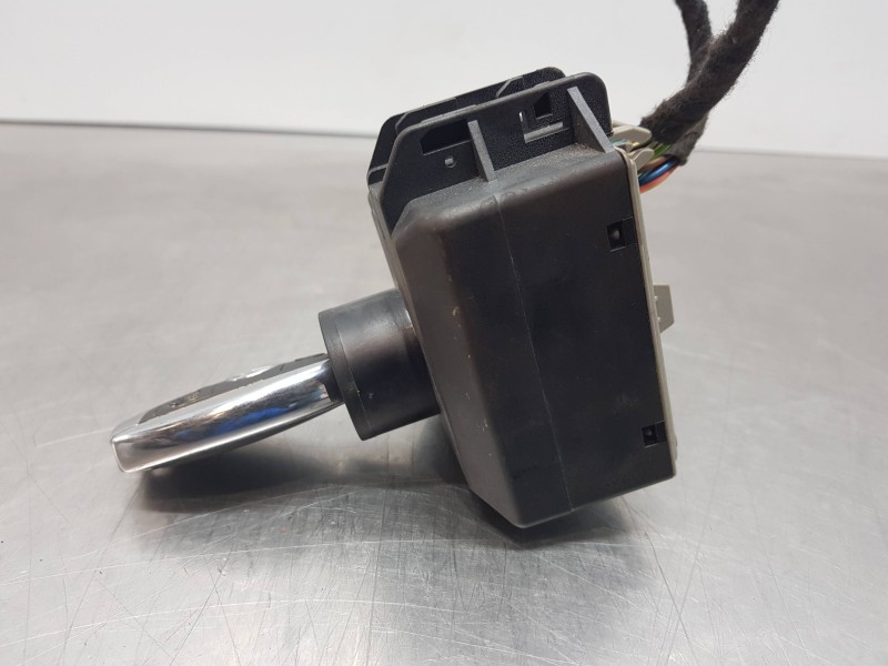Recambio de conmutador de arranque para mercedes clase gla (w156) 200 d referencia OEM IAM A2469055103  
