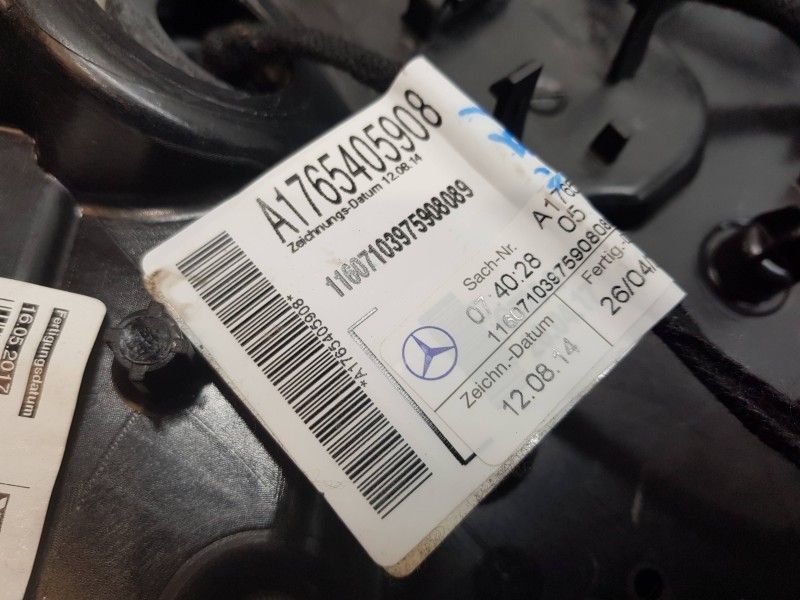 Recambio de elevalunas trasero izquierdo para mercedes clase gla (w156) 200 d referencia OEM IAM A1767303800 A2469063100 