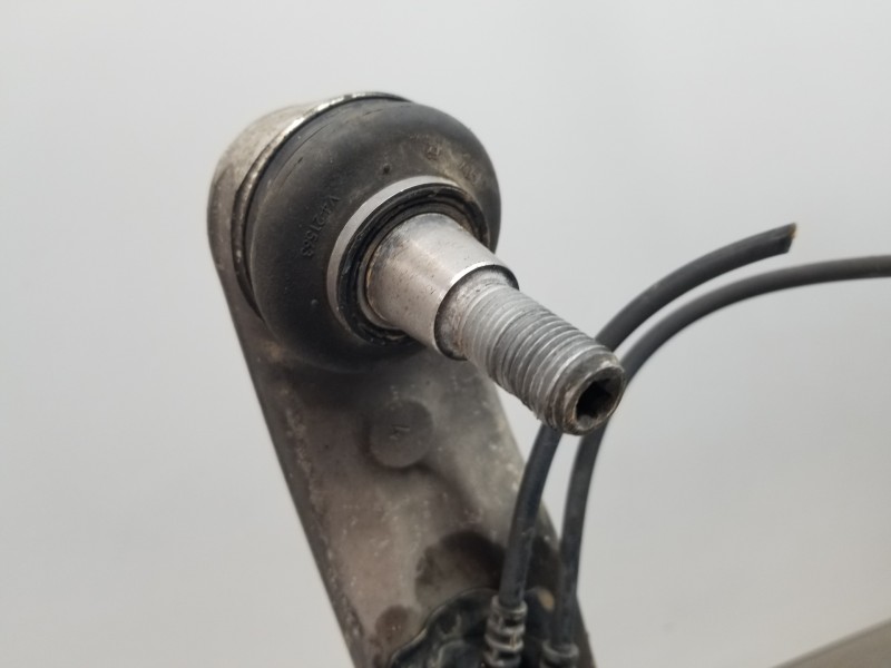 Recambio de brazo suspension inferior delantero derecho para mercedes clase gla (w156) 200 d referencia OEM IAM A1563300200  