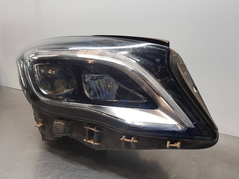Recambio de faro derecho para mercedes clase gla (w156) 200 d referencia OEM IAM A1569067600 A1569067000 