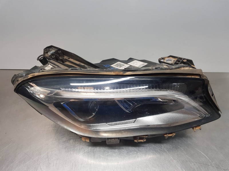 Recambio de faro derecho para mercedes clase gla (w156) 200 d referencia OEM IAM A1569067600 A1569067000 
