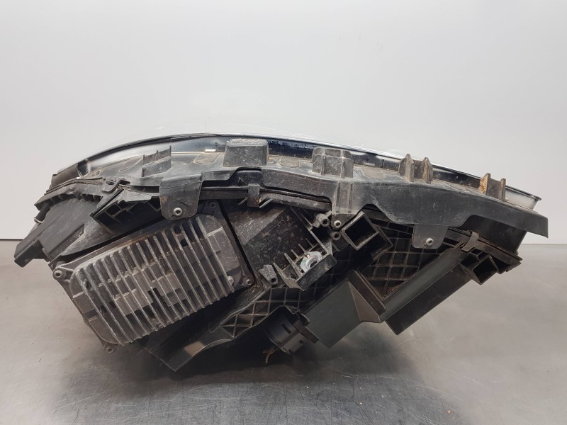 Recambio de faro derecho para mercedes clase gla (w156) 200 d referencia OEM IAM A1569067600 A1569067000 