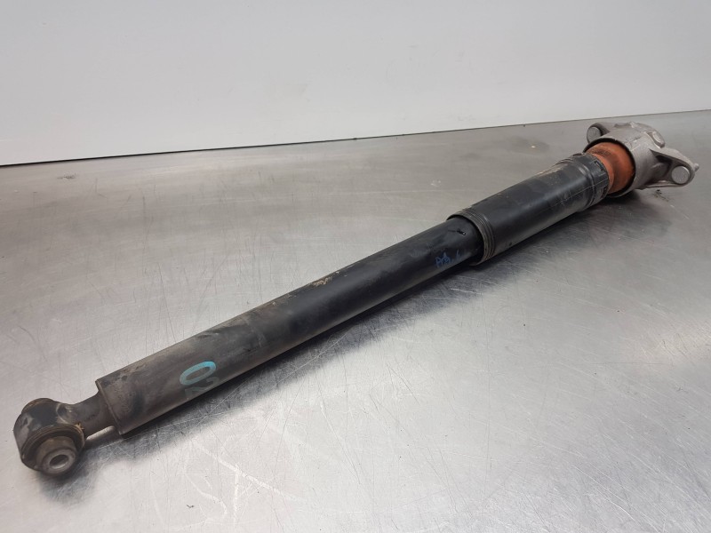 Recambio de amortiguador trasero derecho para mercedes clase gla (w156) 200 d referencia OEM IAM A1563200231  