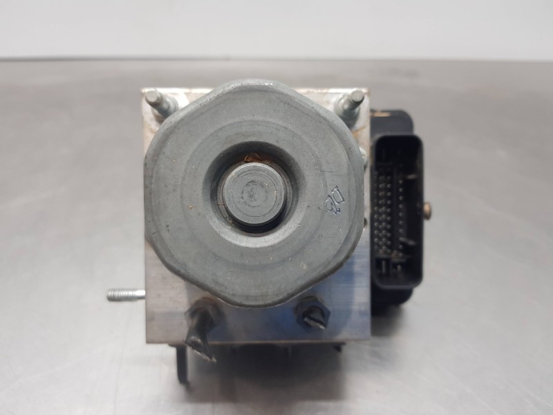 Recambio de abs para mercedes clase gla (w156) 200 d referencia OEM IAM A0004313900  