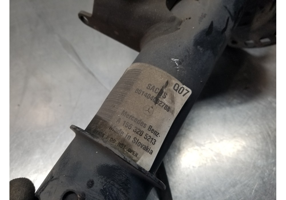 Recambio de amortiguador delantero derecho para mercedes clase gla (w156) 200 d referencia OEM IAM A1563231600  