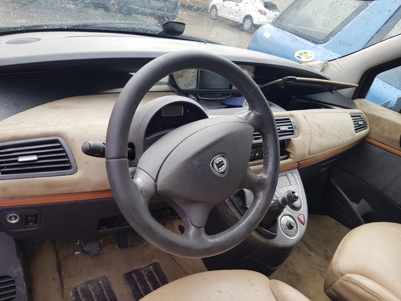 lancia phedra (180) del año 2007