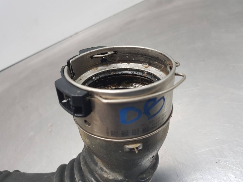 Recambio de tubo presion turbocompresor para mercedes clase gla (w156) 200 d referencia OEM IAM A2465200101  