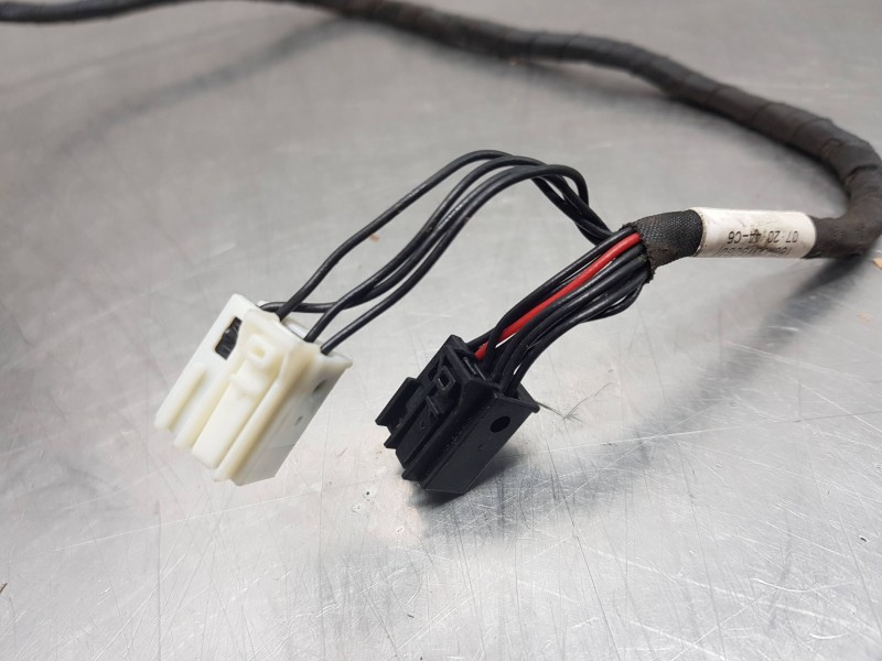 Recambio de retrovisor izquierdo para mercedes clase gla (w156) 200 d referencia OEM IAM A1568103300  