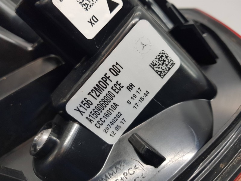 Recambio de piloto trasero derecho interior para mercedes clase gla (w156) 200 d referencia OEM IAM A1569068800  