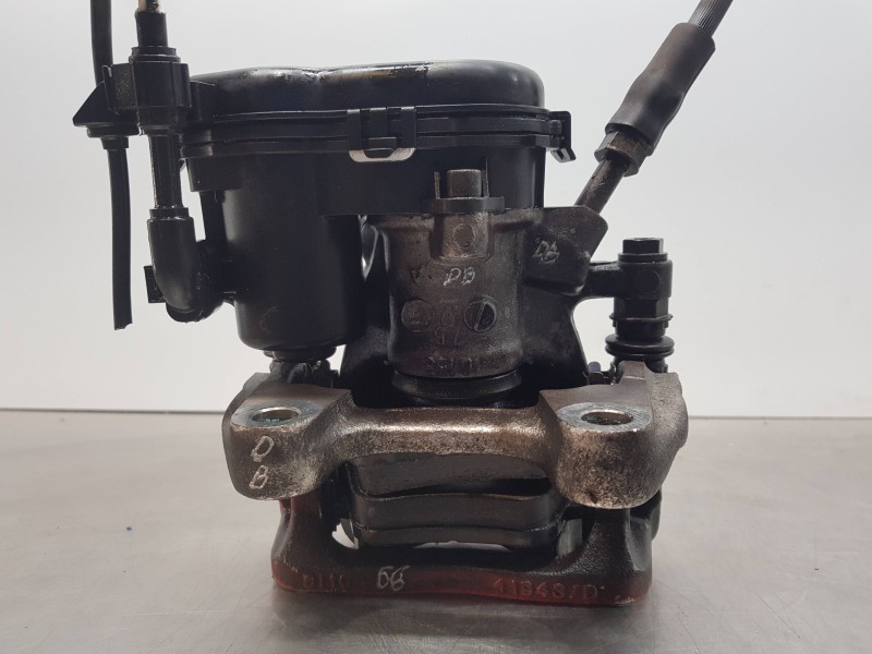 Recambio de pinza freno trasera derecha para mercedes clase gla (w156) 200 d referencia OEM IAM A0004232481 A1729060300 