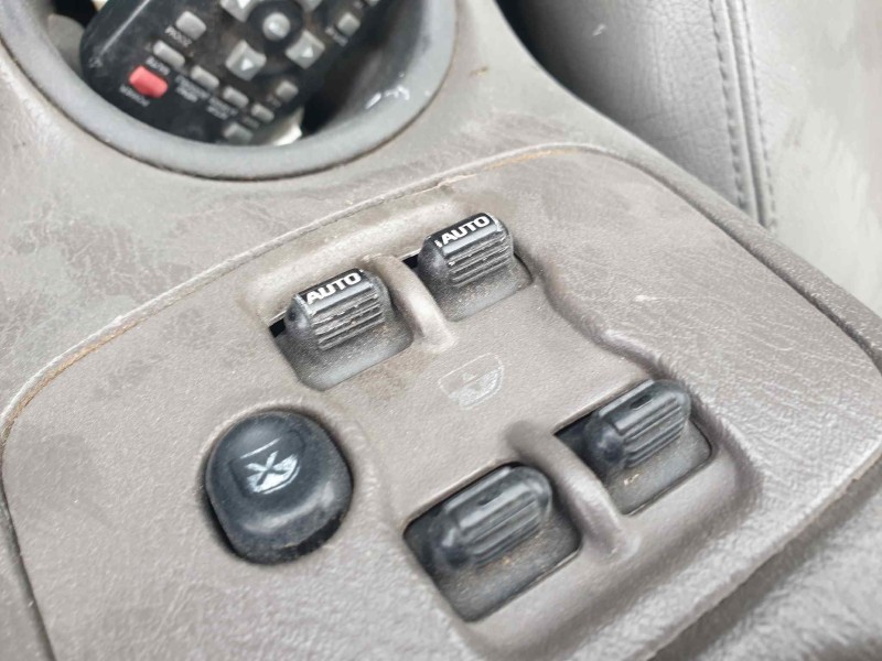 jeep cherokee (kj) del año 2002