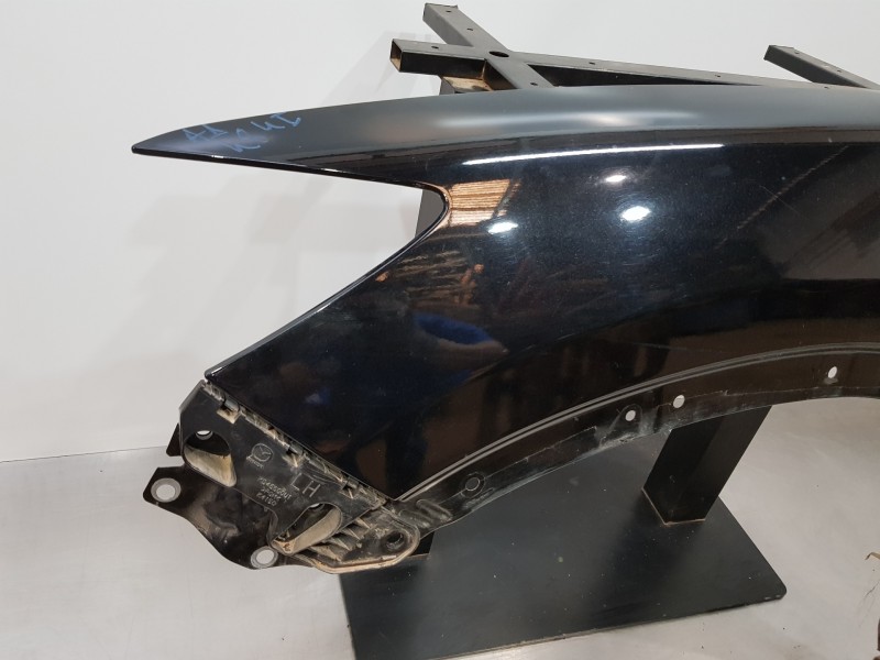 Recambio de aleta delantera izquierda para mazda cx-5 skyactiv referencia OEM IAM KD5352211A  