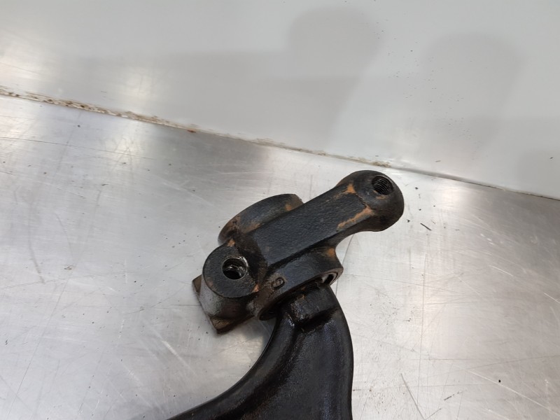 Recambio de brazo suspension inferior delantero izquierdo para citroen jumpy combi referencia OEM IAM 3520R8  