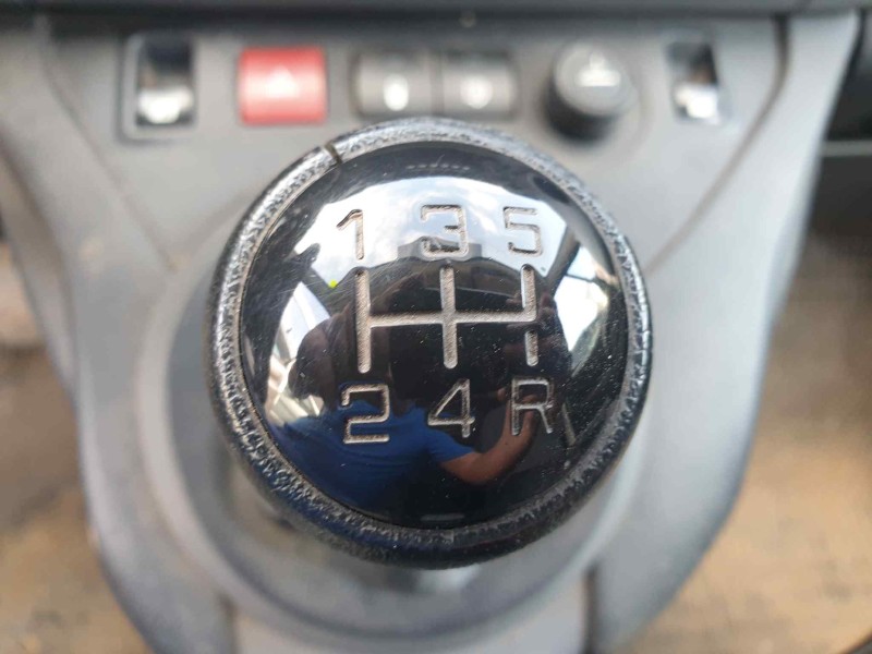 peugeot partner kasten del año 2015