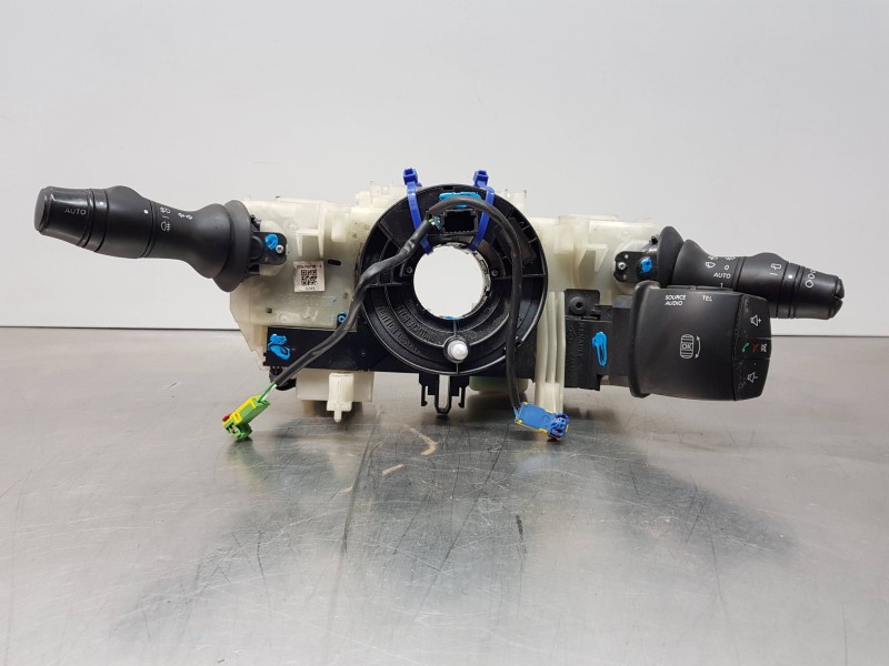 Recambio de mando multifuncion para renault scenic iii expression referencia OEM IAM 255670019R  