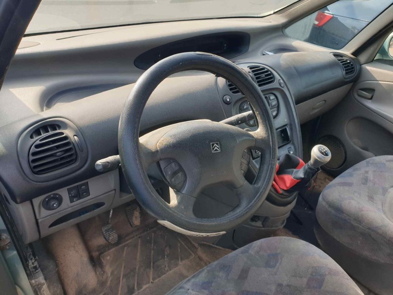 citroen xsara picasso del año 2000