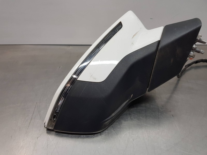 Recambio de retrovisor derecho para seat ibiza (kj1) style referencia OEM IAM 6F1857508AC9B9 6F1857508AC 