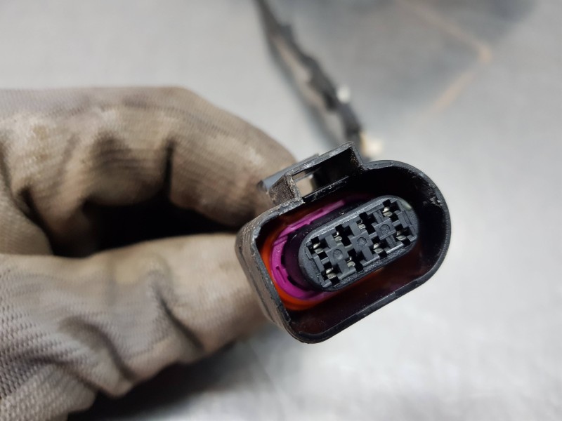 Recambio de retrovisor derecho para seat ibiza (kj1) style referencia OEM IAM 6F1857508AC9B9 6F1857508AC 